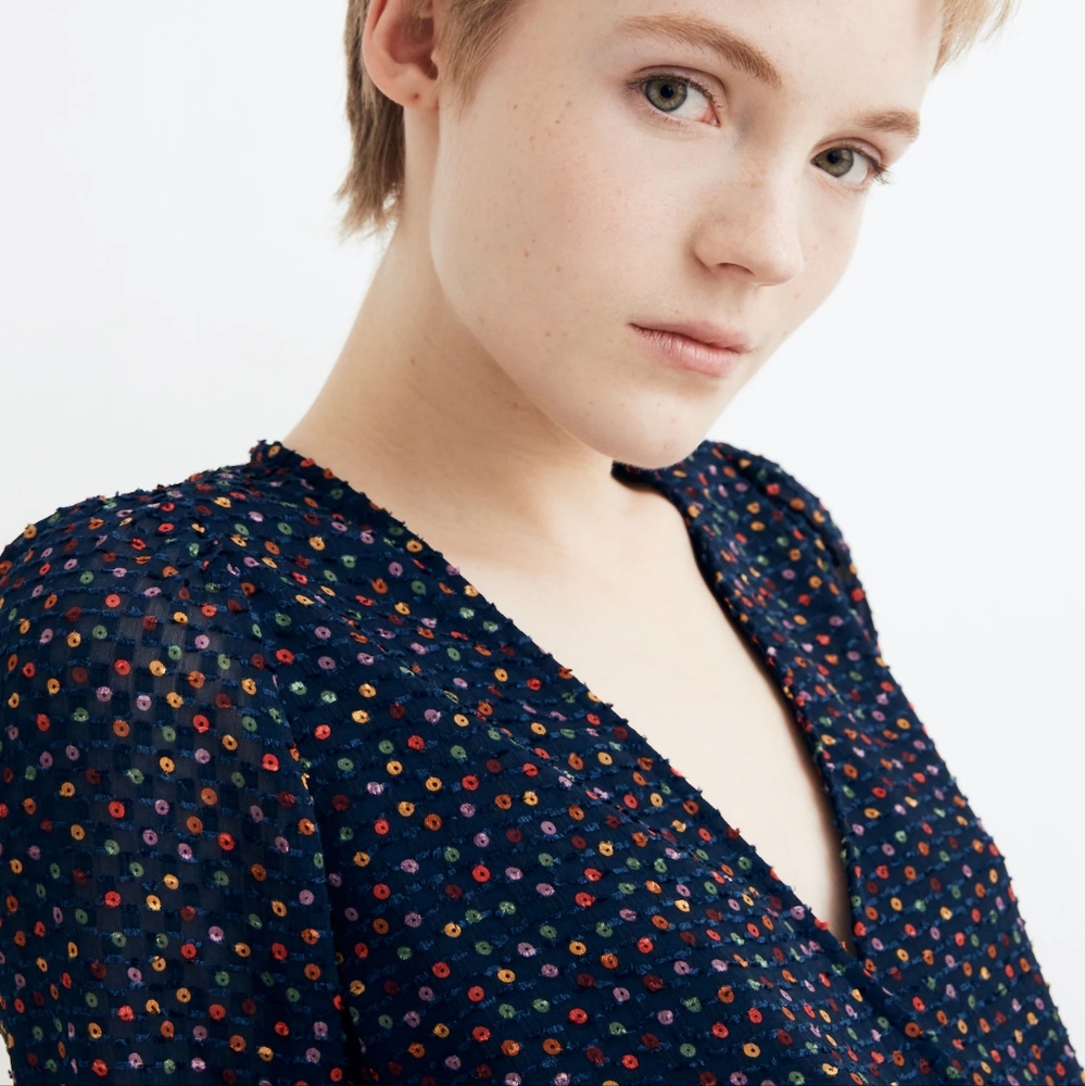 Madewell Lyric Wrap Long Sleeve Top in Confetti Dot Dark Nightfall Size Small - Picture 3 of 13
